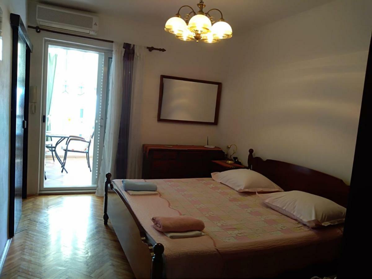 Apartmani Smiljana Макарська Екстер'єр фото