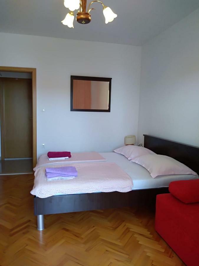 Apartmani Smiljana Макарська Екстер'єр фото