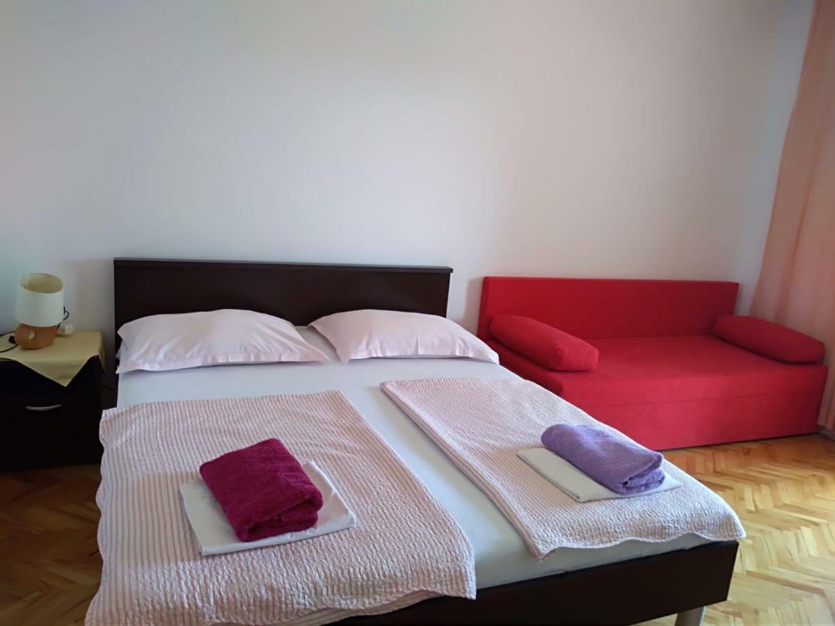 Apartmani Smiljana Макарська Екстер'єр фото