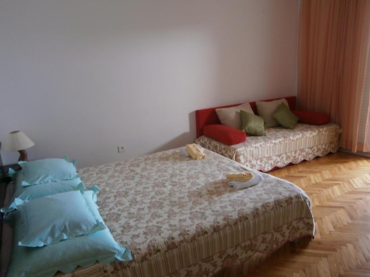 Apartmani Smiljana Макарська Екстер'єр фото