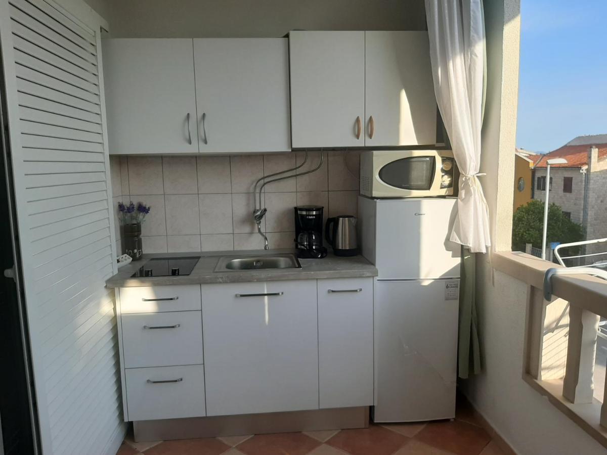 Apartmani Smiljana Макарська Екстер'єр фото
